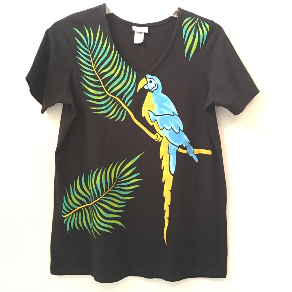 Only Necessities Black TShirt Parrot Macaw Print M